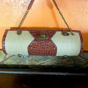 Picnic at Ascot wine carrier / purse.